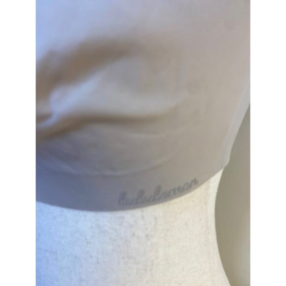 Lululemon Like Nothing Bra . - Picture 2 of 9